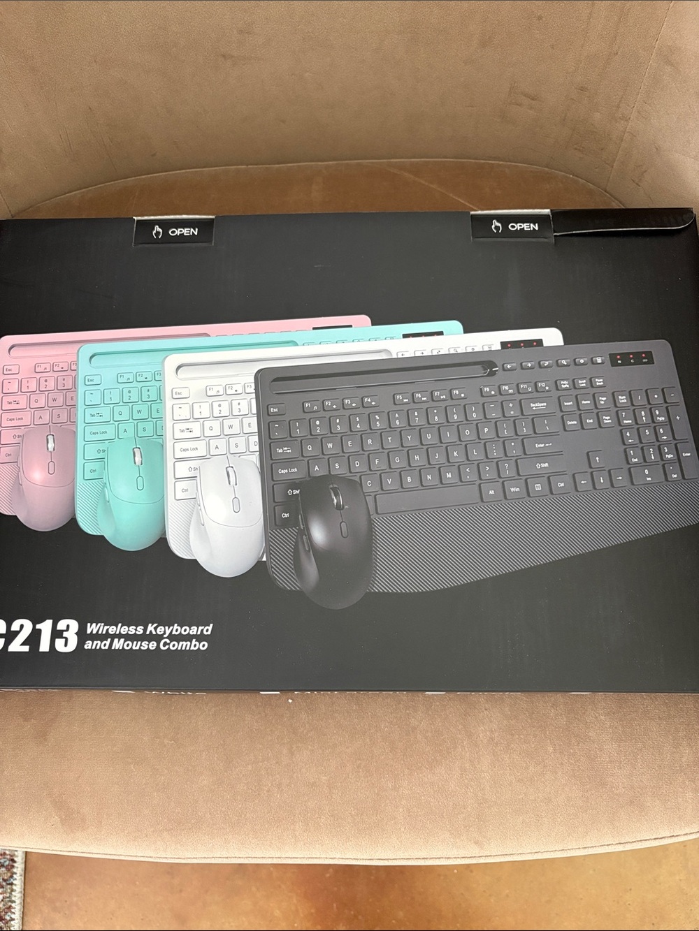 KC213 wireless keyboard and mouse combo new!